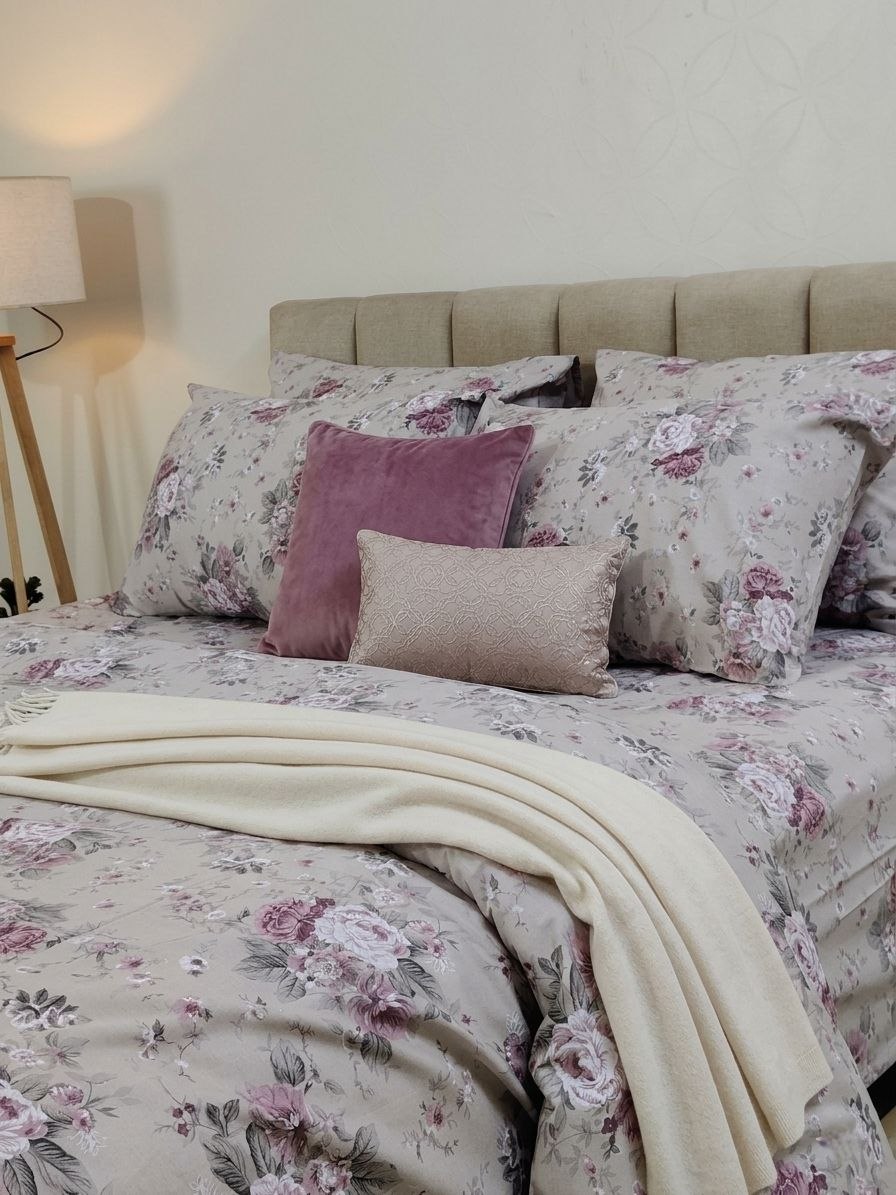 Vintage Rose Garden Bed Sheets