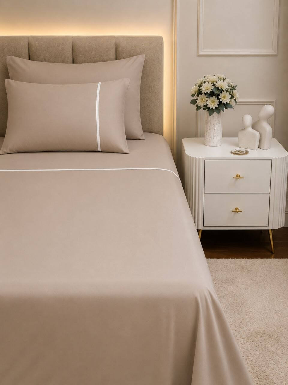 Premium White Line Coffee Bedding – 7 Pieces